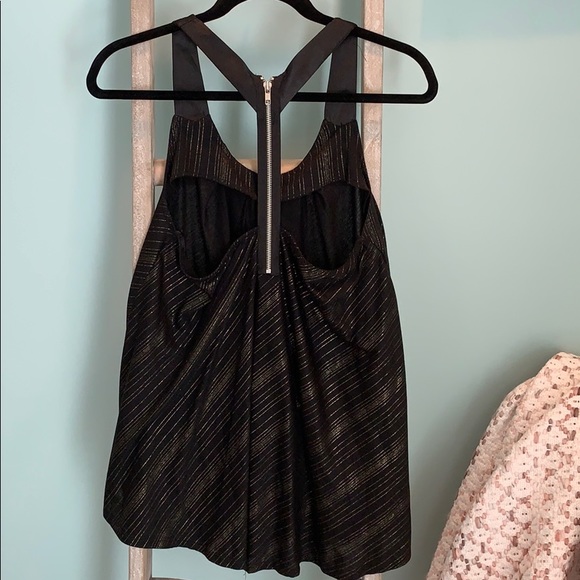 Tank - Picture 3 of 4